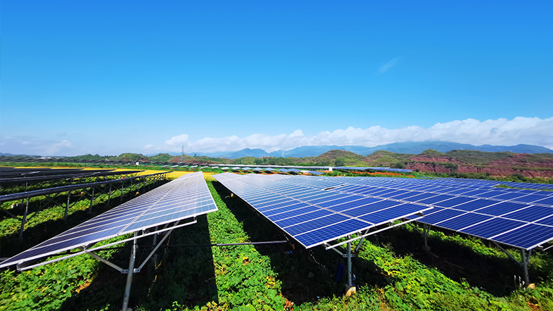 光伏发电为什么会被当局大力搀扶，和被多人追捧呢？